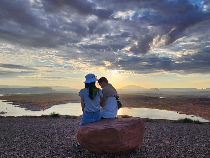 1-Day Grand Canyon Tour from Las Vegas: Stargazing & Sunrise - Pack for a long day, and a cold start