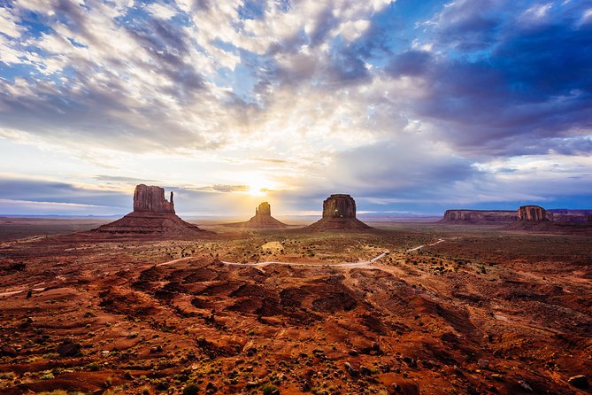 3-Day Tour: Zion, Bryce Canyon, Monument Valley and Grand Canyon - Zion: sandstone walls and choose-your-own-pace walking