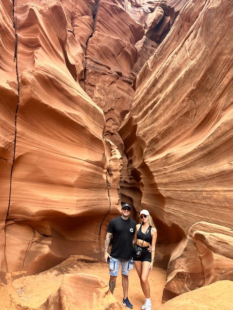 Antelope Canyon and Horseshoe Bend Vip small group tour - Lake Powell adds a short scenic pause