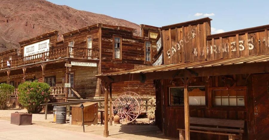 Around Las Vegas Tour VIP Small Group tour From Las Vegas - Four very different stops beyond the Strip