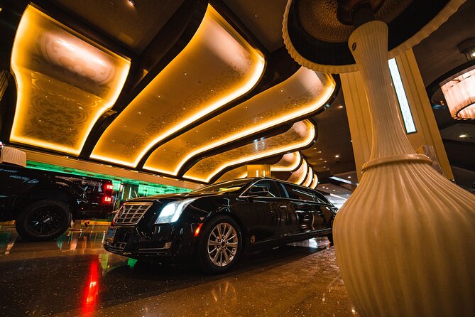 Arrival Transfer: Private Luxury 8 Passenger Limousine Service - Key points before you book