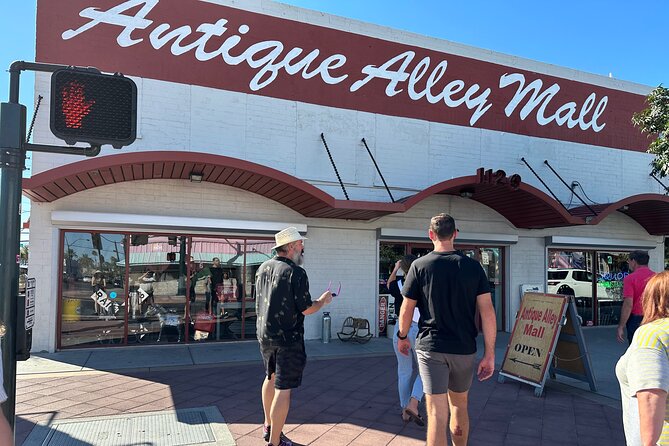 Arts District & Brewery Row - Where the Las Vegas Locals Go - Paintbrush Gateway and the district’s public art