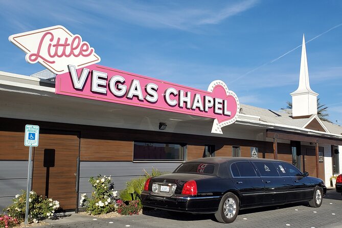 Arts District Eats: Food, Art & Culture Walking Tour in Las Vegas - Antique finds and a Vegas wedding chapel