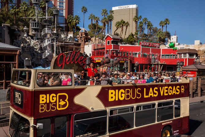 Big Bus Las Vegas: Hop-On Hop-Off Sightseeing Bus Tour - A moving overview of the Strip