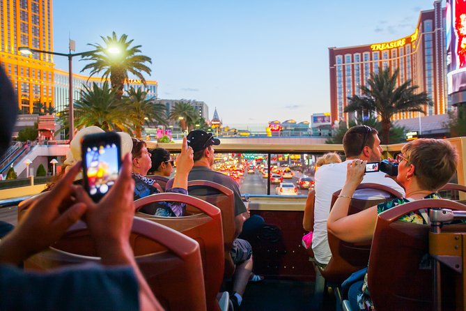 Big Bus Las Vegas: Sightseeing Night Tour by Open-Top Bus - Digital commentary, not a live guide
