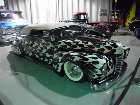 Count Kustom's Las Vegas Car Experience - A half-day of cars beyond the Strip