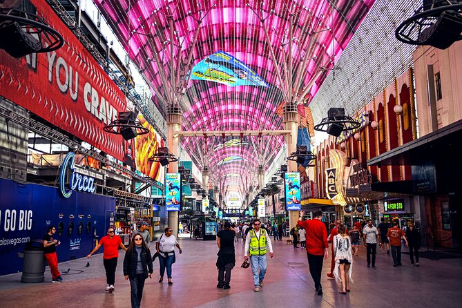 Downtown Las Vegas Food Tour of 6 Iconic Dishes & Hidden Gems - From the praying mantis to Fremont East