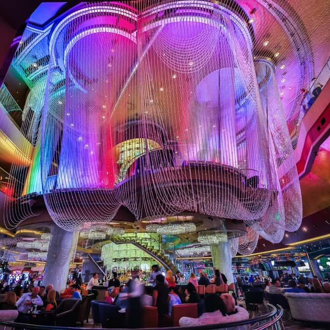 Explore Must-See Spots: Las Vegas Strip Walking Tour - A conversational way to get your Strip bearings