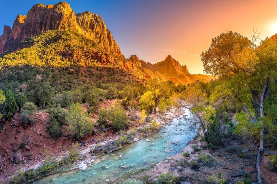 From Las Vegas: 7-Day Utah and Arizona National Parks Tour - Day 1: Zion’s cliffs, pools and river route