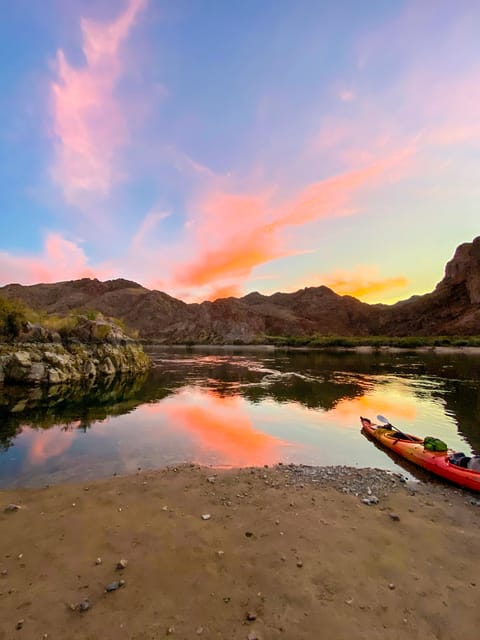 From Las Vegas: Black Canyon Twilight Kayak Tour - From the Strip to Willow Beach