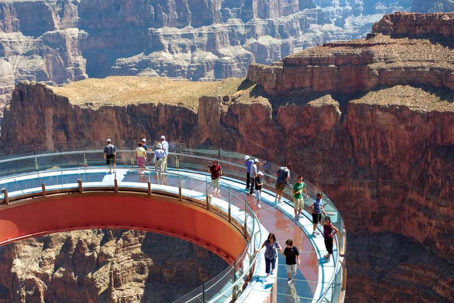 From Las Vegas: Grand Canyon Skywalk Express Helicopter Tour - Hoover Dam, Lake Mead and the canyon from above