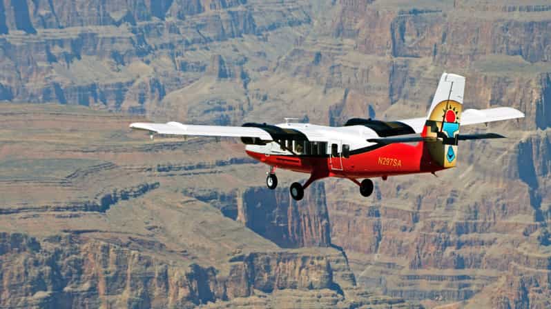 From Las Vegas: Grand Canyon West Rim Airplane Tour - The flight over Lake Mead and Hoover Dam