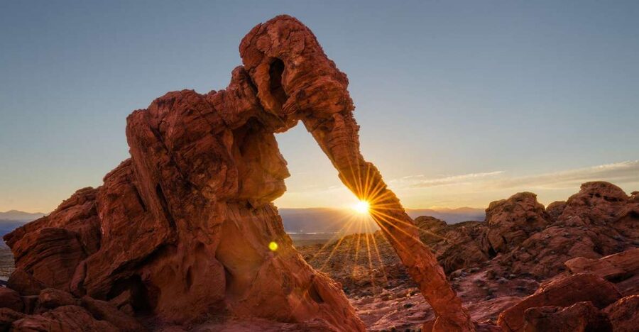 From Las Vegas: Valley of Fire State Park Tour - What the guide adds