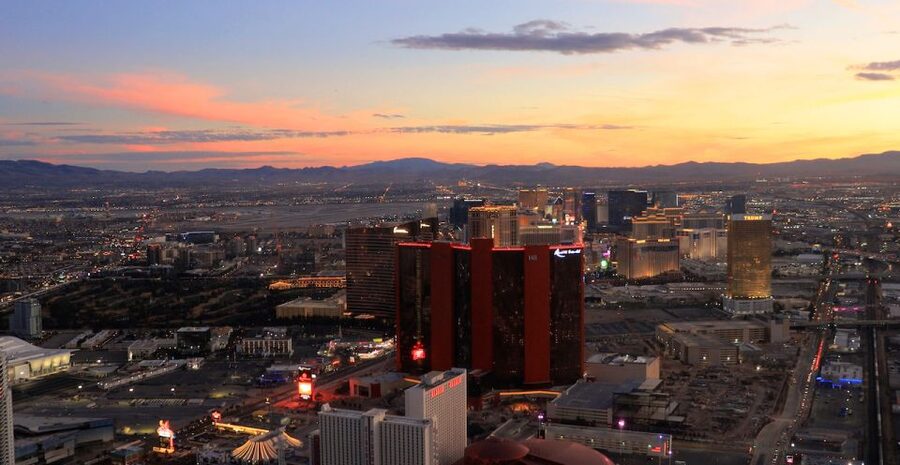 Grand Canyon Helicopter Landing Tour with Vegas Strip - From the Las Vegas terminal to open desert