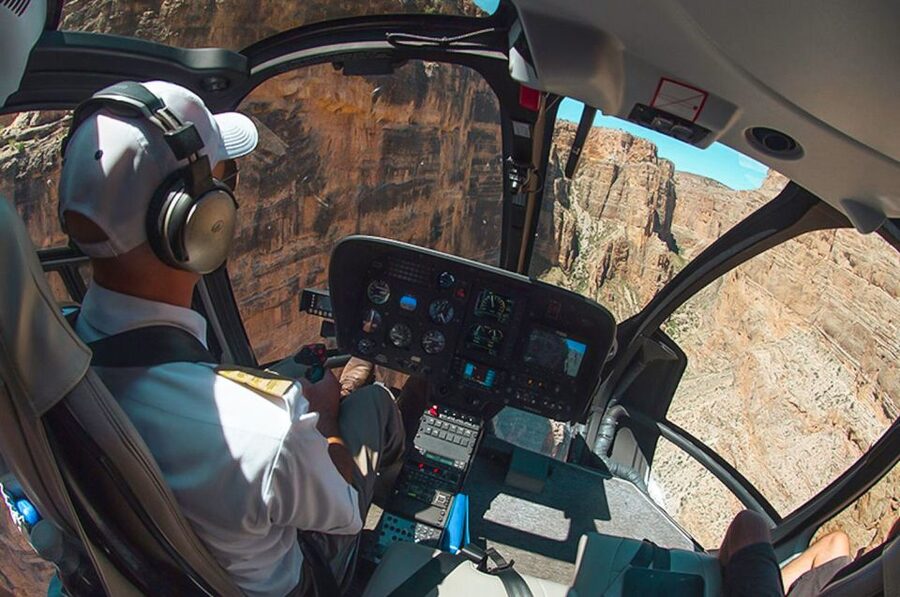 Grand Canyon West: West Rim Helicopter Tour with Landing - Weight, seating, and family considerations