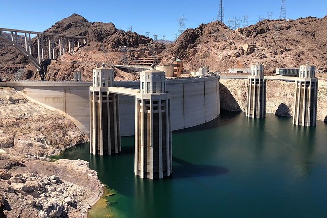 Hoover Dam Highlights Tour from Las Vegas, WiFi - The memorial bridge: a high view with a short clock