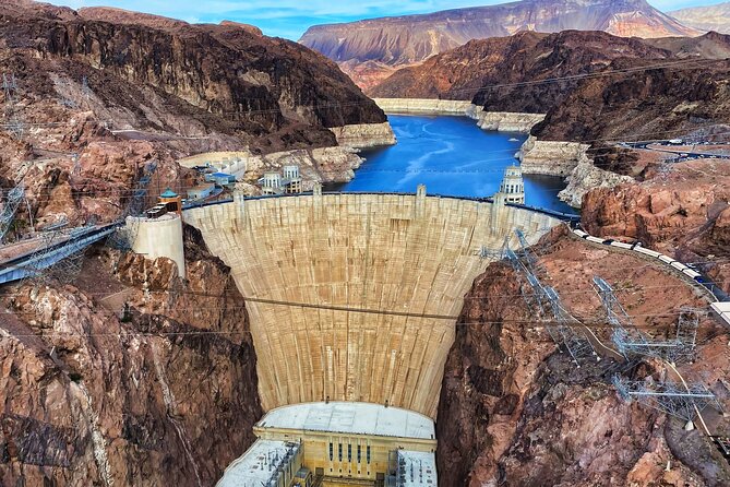 Hoover Dam Walk-On-Top Tour w/ Seven Magic Mountains & Vegas Sign - Timing, comfort, and small practical details