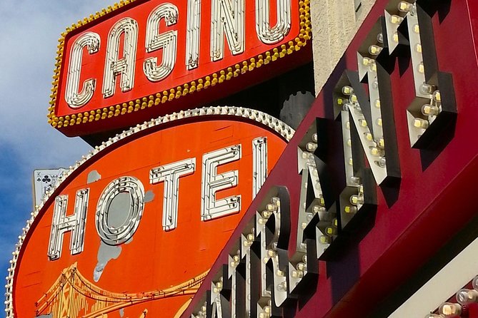 Las Vegas Downtown & Fremont Street - Guided Walking Tour - Why walk Fremont Street with a guide