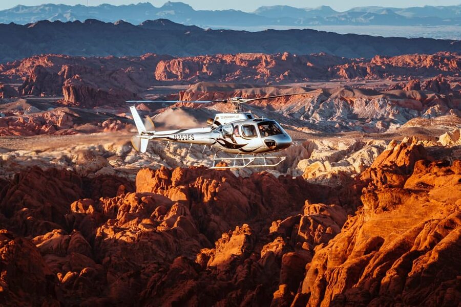 Las Vegas: Grand Canyon Heli Tour and Valley of Fire Landing - Cabin comfort and who should book