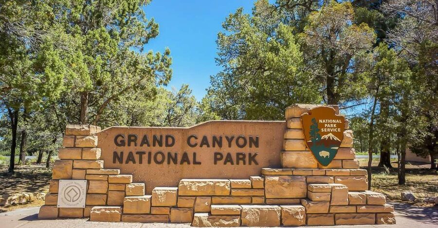 Las Vegas: Grand Canyon National Park South Rim Guided Tour - The long road from Las Vegas