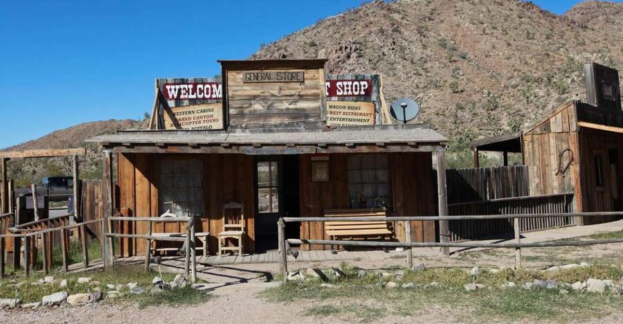Las Vegas: Grand Canyon Ranch Tour with Horseback/Wagon Ride - Choosing horseback or covered wagon