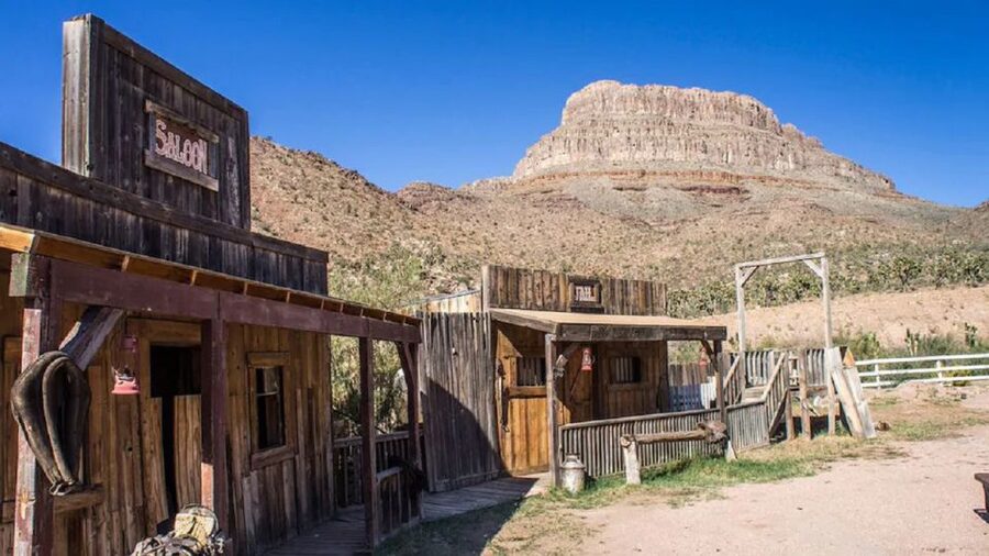 Las Vegas: Grand Canyon Ranch Tour with Horseback/Wagon Ride - What the $225 price covers