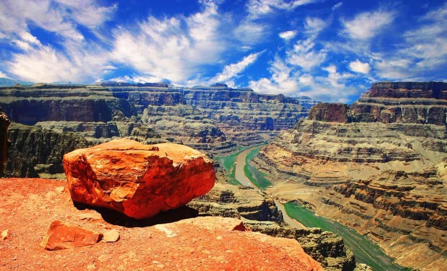 Las Vegas: Grand Canyon West, Hoover Dam & Optional Skywalk - The guide, the vehicle, and the day’s rhythm