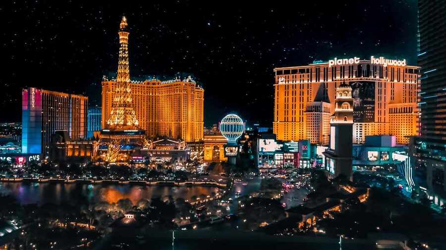 Las Vegas: Helicopter Tour of the Strip with Window Seats - What to know before you book