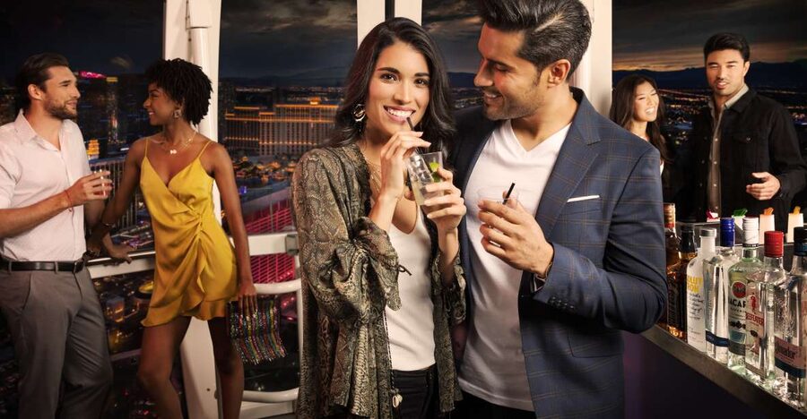 Las Vegas: High Roller Entry Ticket with In-Cabin Open Bar - What happens from check-in to landing