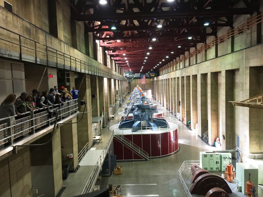 Las Vegas: Hoover Dam Inside VIP Exploration Tour, WiFi - A brief pause in Boulder City
