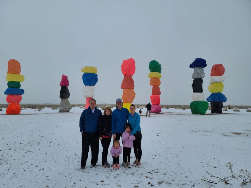 Las Vegas: Mojave, Red Rock Sign and 7 Magic Mountains Tour - FAQ