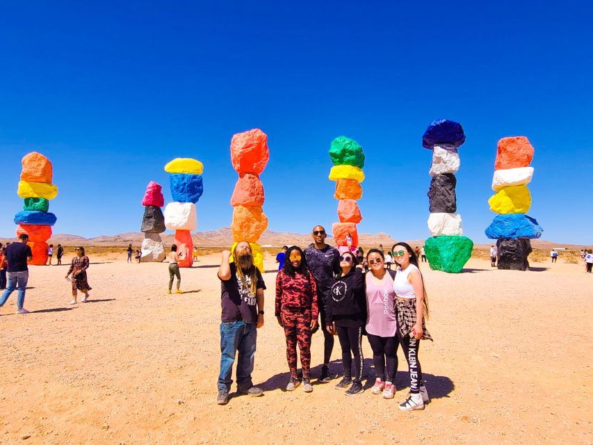Las Vegas: Mojave, Red Rock Sign and 7 Magic Mountains Tour - The welcome sign and possible route changes