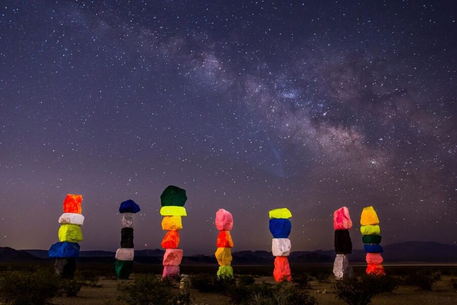 Las Vegas: Mojave, Red Rock Sign and 7 Magic Mountains Tour - Should you book it?