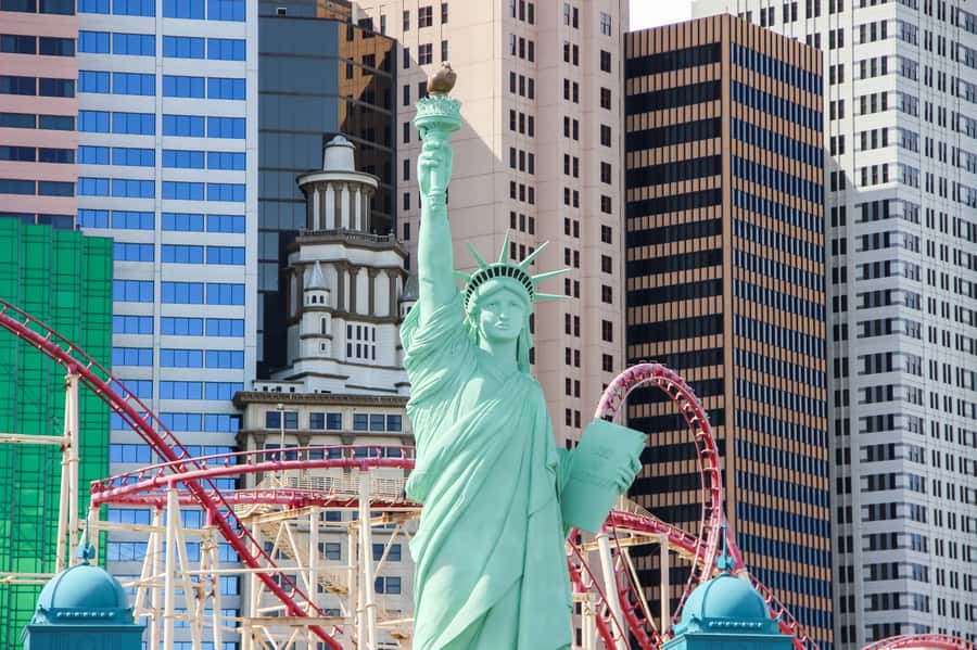 Las Vegas: New York-New York Hotel Big Apple Coaster Ride - Making the $25 fare work for you
