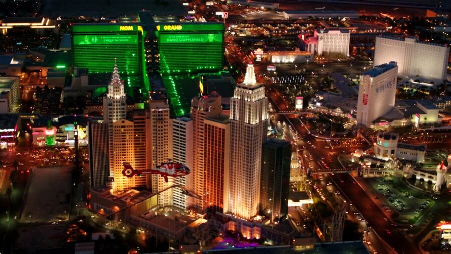 Las Vegas: Night Helicopter Flight over Las Vegas Strip - A short flight with a big-city view