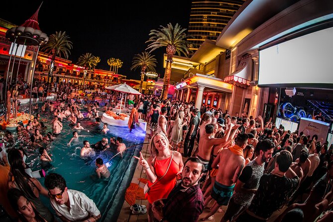 Las Vegas Nightclub VIP Entry with Party Bus - Zouk, or a Possible Switch to Hakkasan