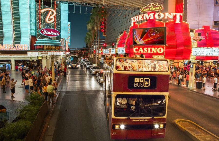 Las Vegas: Sightseeing Night Tour by Open-top Bus - Key points to know before you go