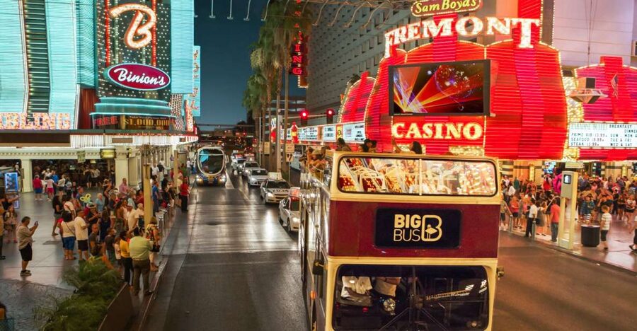 Las Vegas: Sightseeing Night Tour by Open-top Bus - A fast way to understand the shape of Las Vegas