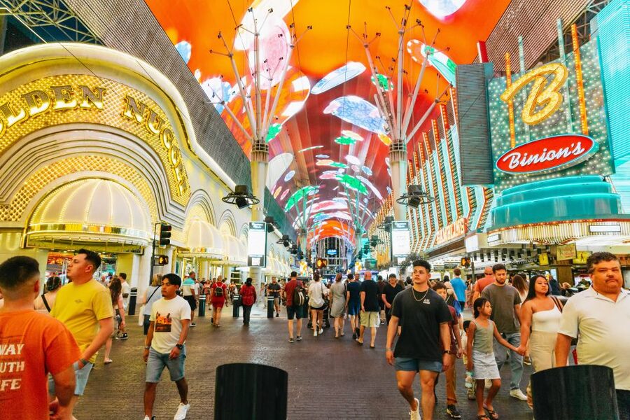 Las Vegas: Sightseeing Night Tour by Open-top Bus - The Welcome to Fabulous Las Vegas sign