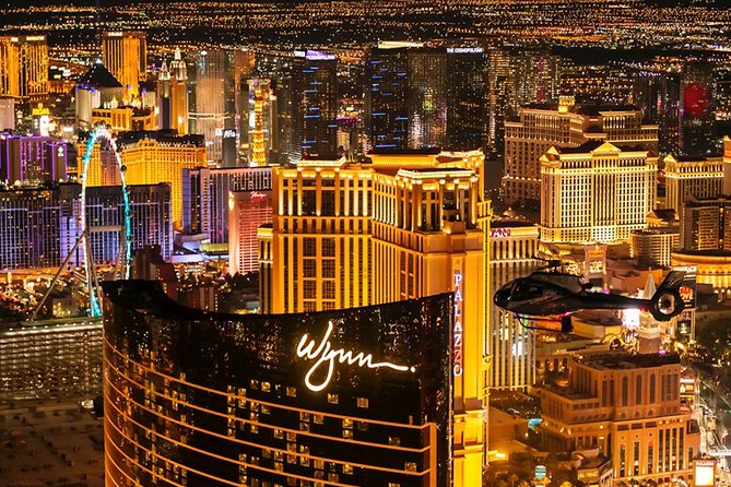 Las Vegas Strip Helicopter Night Flight - Las Vegas looks different from above