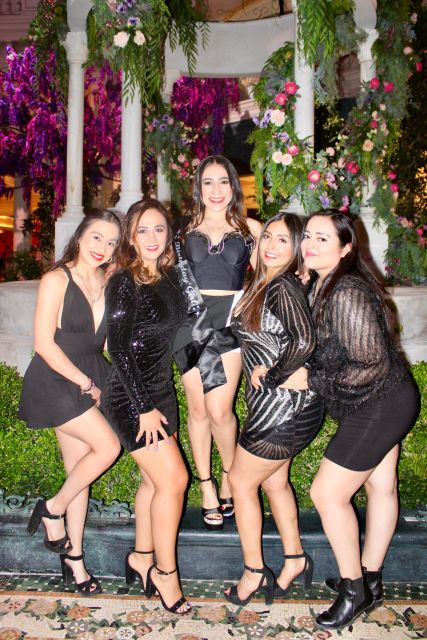 Las Vegas Strip Limo Tour with Champagne and Photos - How the route and timing work