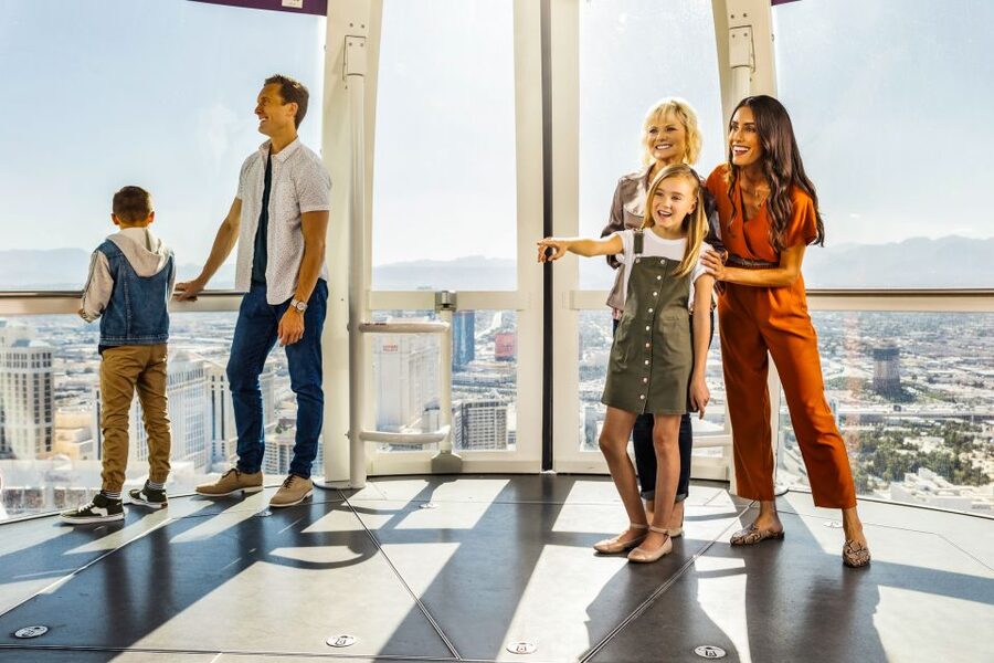 Las Vegas Strip: The High Roller at The LINQ Ticket - The slow climb to 550 feet