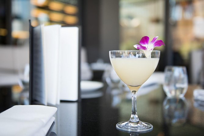 Las Vegas: The Strip's Celebrity Chefs Tour or Downtown Food Tour - Who should book this food walk?