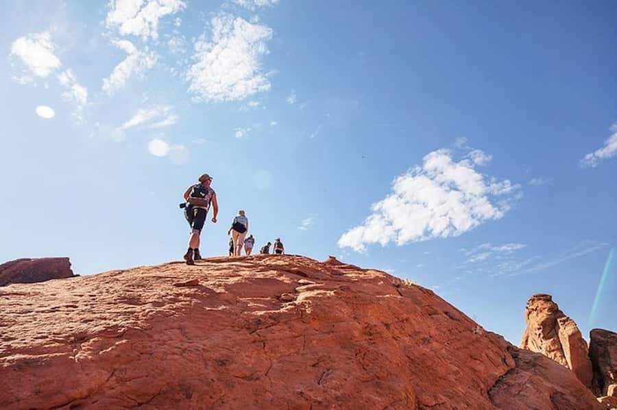 Las Vegas: Valley of Fire Half-Day Guided Hike with Pickup - Seven Sisters or the cabins: a final pause