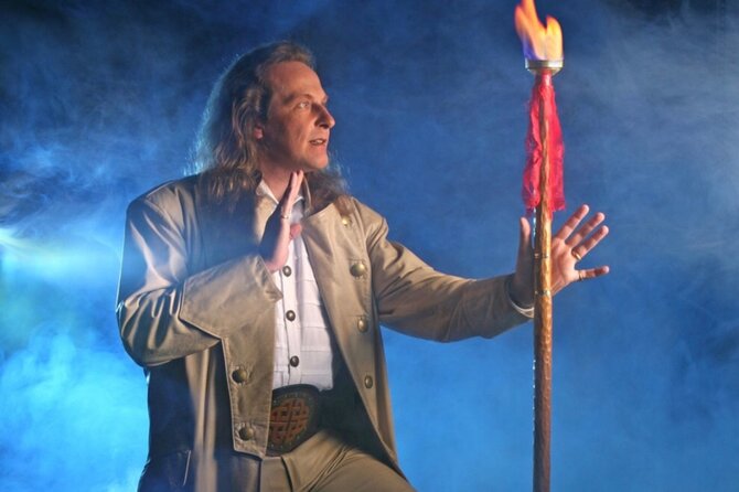 Masters of Magic Show at Las Vegas Magic Theater - A changing cast, with Victor and Losander among the names
