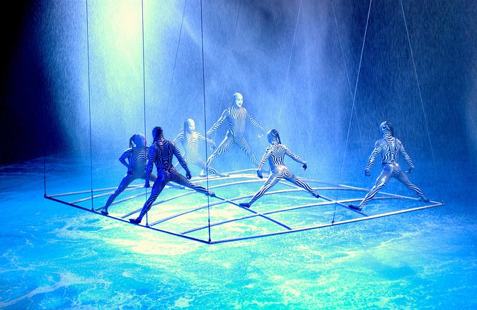 O™ by Cirque du Soleil® at the Bellagio Hotel and Casino - Who should book O?