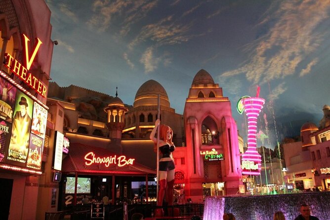 Popovich Comedy Pet Theater at Planet Hollywood Resort and Casino - The essentials at a glance