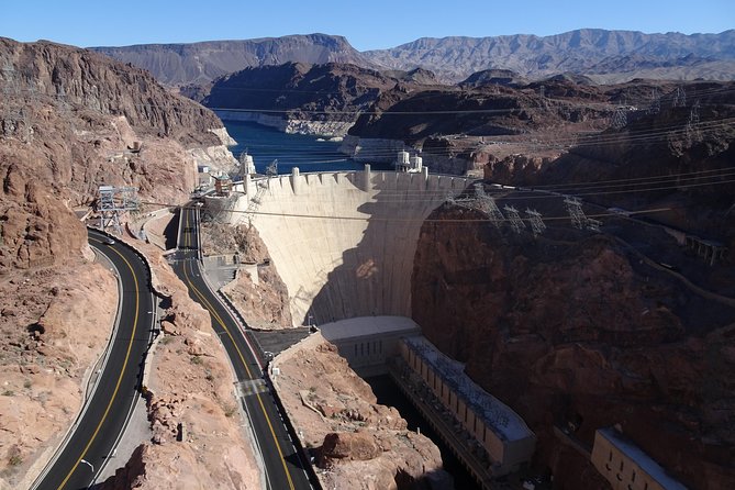 Small Group Hoover Dam, Lake Mead and Boulder City Tour - Hemenway Park and the chance of sheep