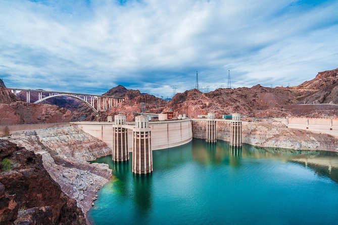 Small Group Tour: Grand Canyon West Rim, Skywalk & Hoover Dam - A comfortable ride, with an early start