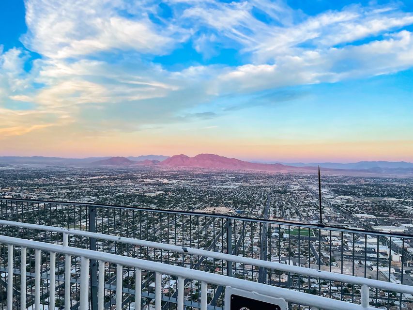 STRAT Tower Thrill Rides Admission - A practical visit, from the entrance to the ride